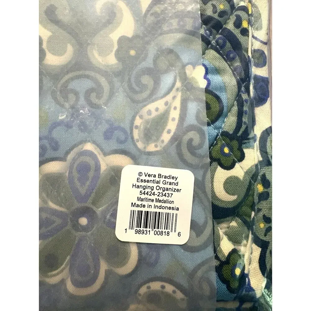 Vera Bradley Maritime Medallion Grand Hanging Organizer Travel Makeup Bag